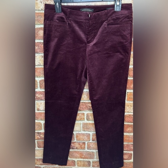 Pants - Burgundy Banana Republic Sloan Velvet size 6